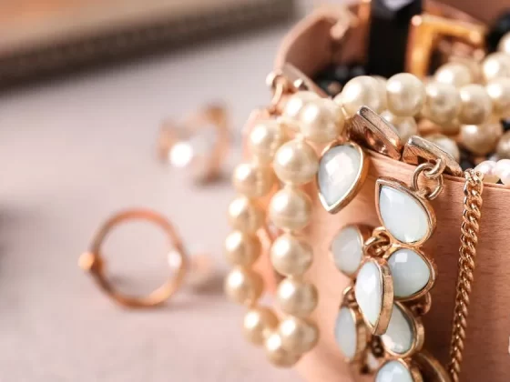 Ultimate Jewelry Guide 2025: Everyday, Statement & Ethical